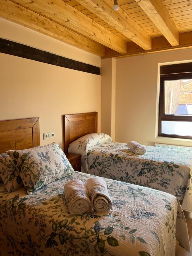 Вилла Casa Marite Vivienda De Uso Turistico Кампильо-де-Аранда Экстерьер фото