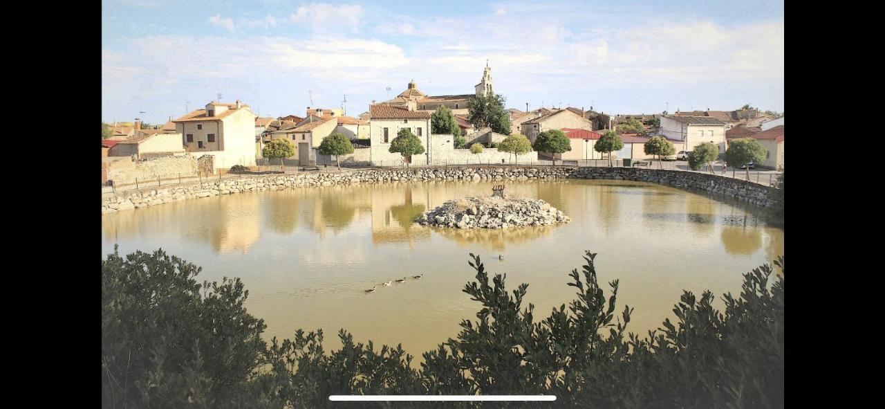 Вилла Casa Marite Vivienda De Uso Turistico Кампильо-де-Аранда Экстерьер фото